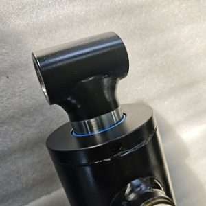 Structural strength and design features of welded hydraulic cylinders